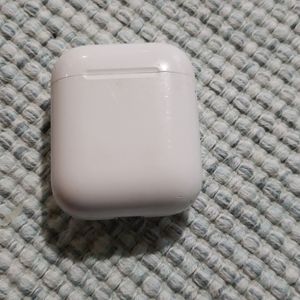 Apple airpods